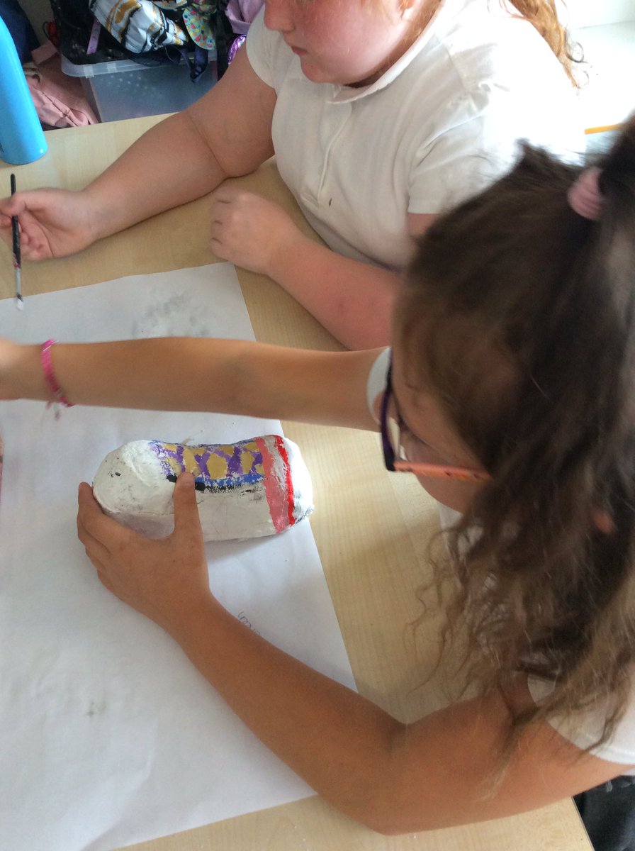 Foxfield Olive tweet media