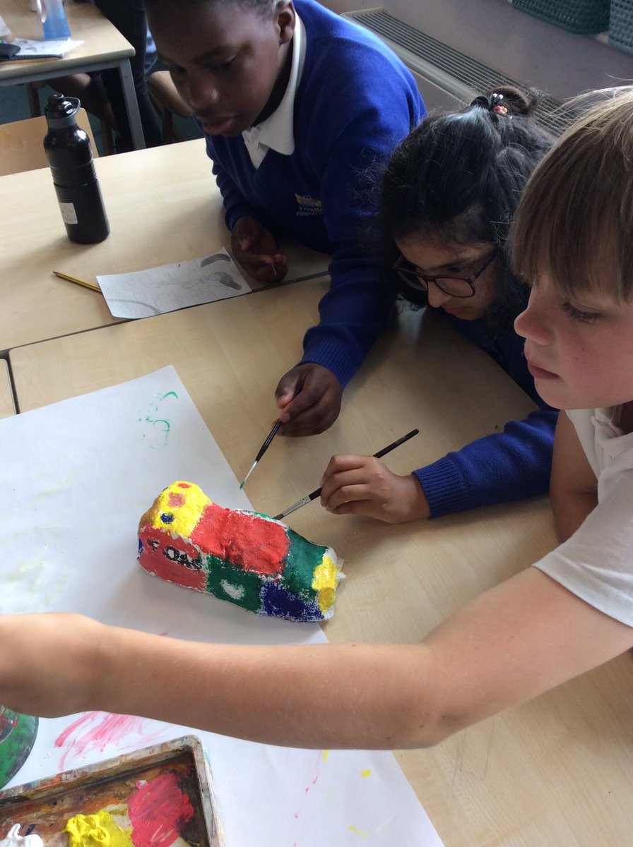 Foxfield Olive tweet media