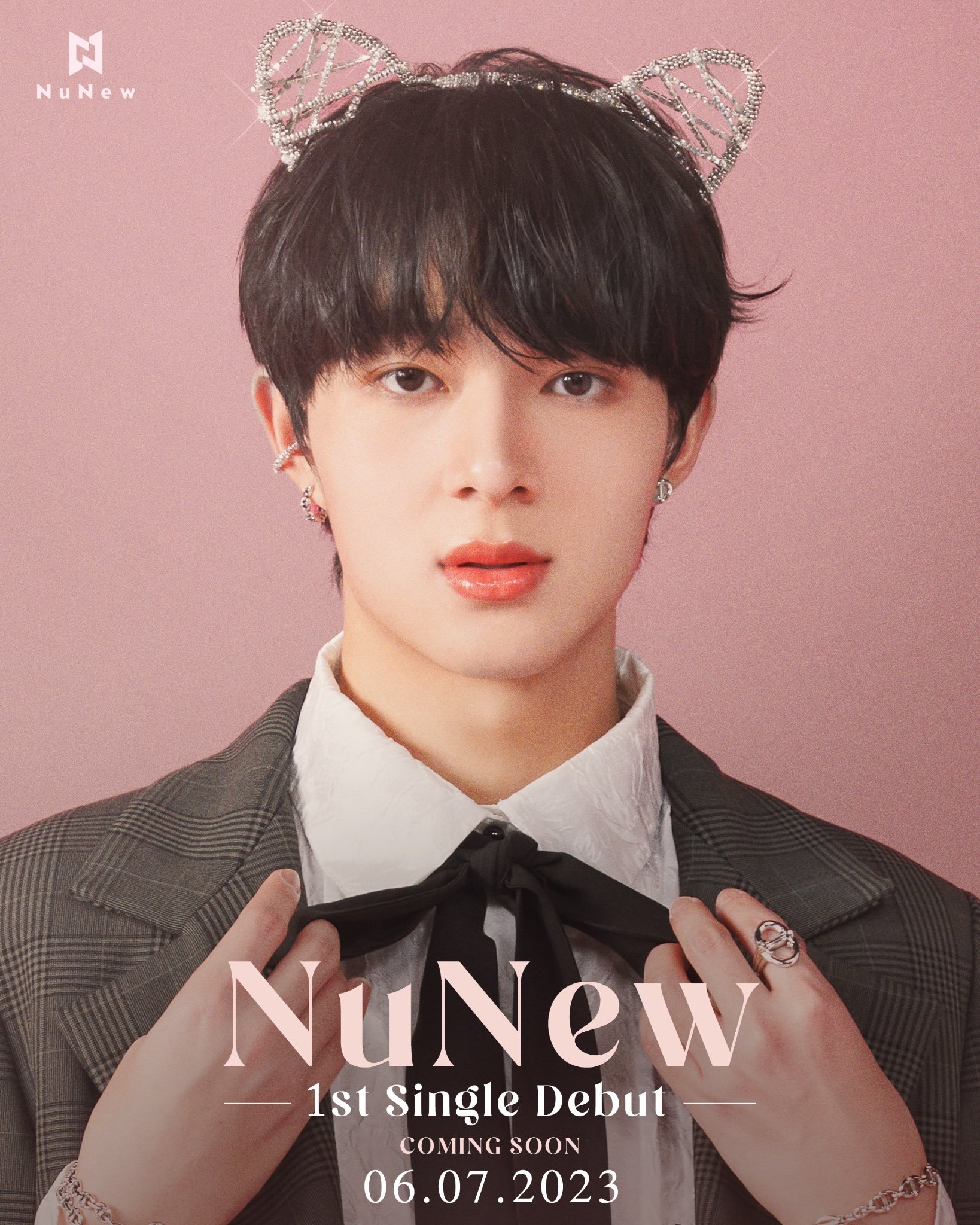 K-POP・アジア NUNEW ANYTHING BOX 1st Single 'Anything' YESASIA: NuNew 1st Single - Anything (Any Box Edition