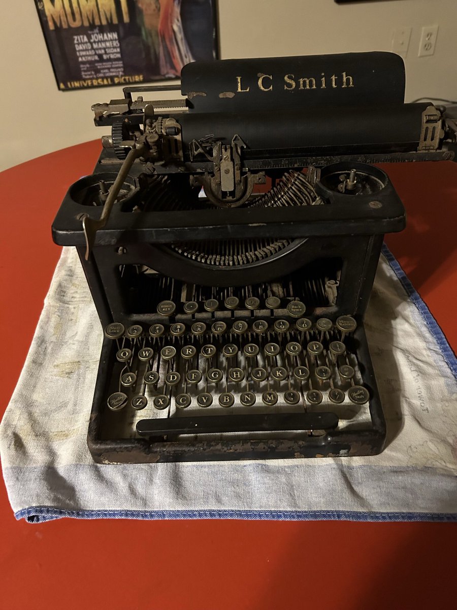 Joel Eisenberg tweet media