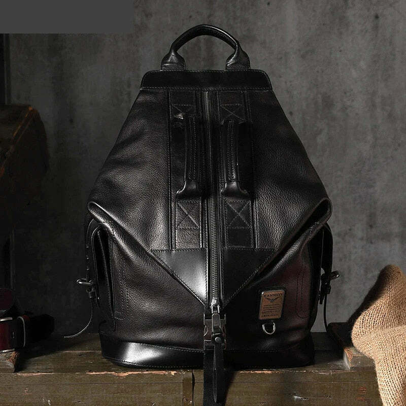 gerald_black1's tweet image. Men&apos;s Vintage Embossing Cowhide Large-capacity Travel Backpack! Buy here fashion.geraldblack.com/3pdpVtW
#menbackpack #backpackstyle