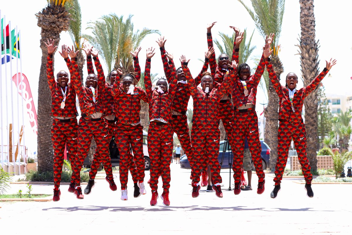 LADIES AND GENTLEMEN… 

Your Africa Beach Handball Silver Medalists! 🇰🇪🥈🗣️😍

TEAM KENYAAAAA! 🇰🇪💪🏾

#TeamKenya #InspiringTheNation