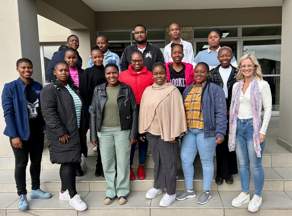 As we wrap up Youth Month. The Department of Economic Development, Tourism, and Environmental Affairs, in collaboration with Paladin Consulting, welcomed the 14 successful candidates of the GBs Digital Skills Hub Program in Dundee.

#YouthMonth2023
#OurYouthOurFuture