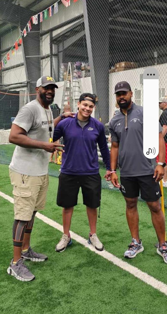 Another Great Football Camp in Cleveland...<a href="/RecruitNationUS/">Recruit Nation</a>  We worked with some great young athletes.  They put work in...Keep Rockin!!! @dreambowlgame