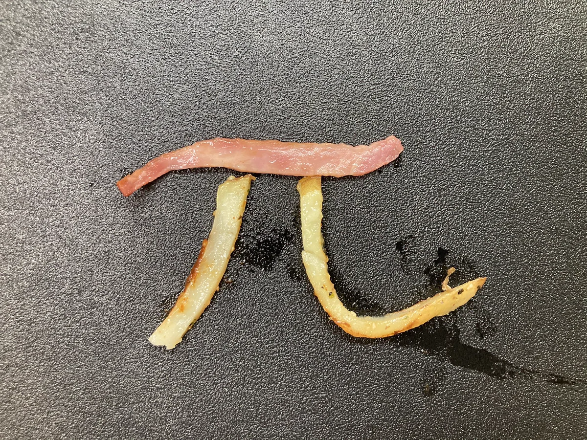 これが本当の『ベーコンポテトパイ』！？衝撃の写真に笑わずにはいられないｗｗ
