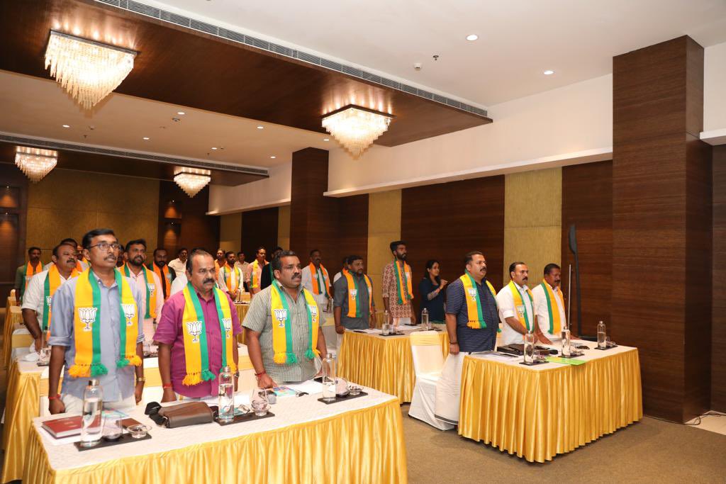 BJP4India's tweet photo. BJP National President Shri @JPNadda addressed a meeting of the Party Office bearers of Kollam Lok Sabha Constituency in Thiruvananthapuram, Kerala. https://t.co/N4I1HgTDa4