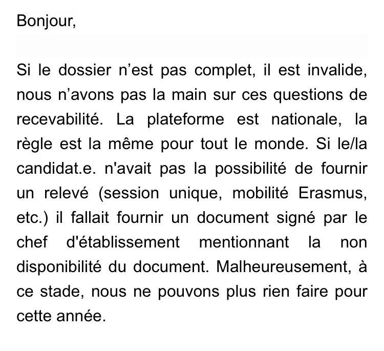 #MonMaster 
J'ai donc demandé à ce que ma candidature soit reconsidérée et voilà ce qu'on m'a répondu. Ce qui n'a aucun sens car, même sans ce doc, j'ai été admise dans 3 formation différente, et mise en liste d'attente sur 3, et selon la plateforme mon dossier est complet. [4/4]