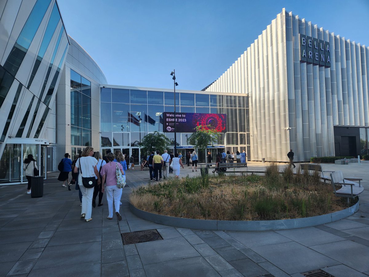 radionode365's tweet photo. #Radionode is participating in the #eshre2023 exhibition hall in Copenpagen from today to expand the #IVF market.  Now, we are trying to contribute to the birth of a new life not only in Korea but also in various countries. pick up the most delicious Honey Butter Almonds here. https://t.co/nCLkCu7mQG