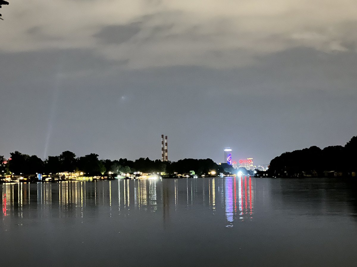 lythaltae's tweet photo. #belgrade #savskikej #belgradeatnight https://t.co/z5FHAsD9rv