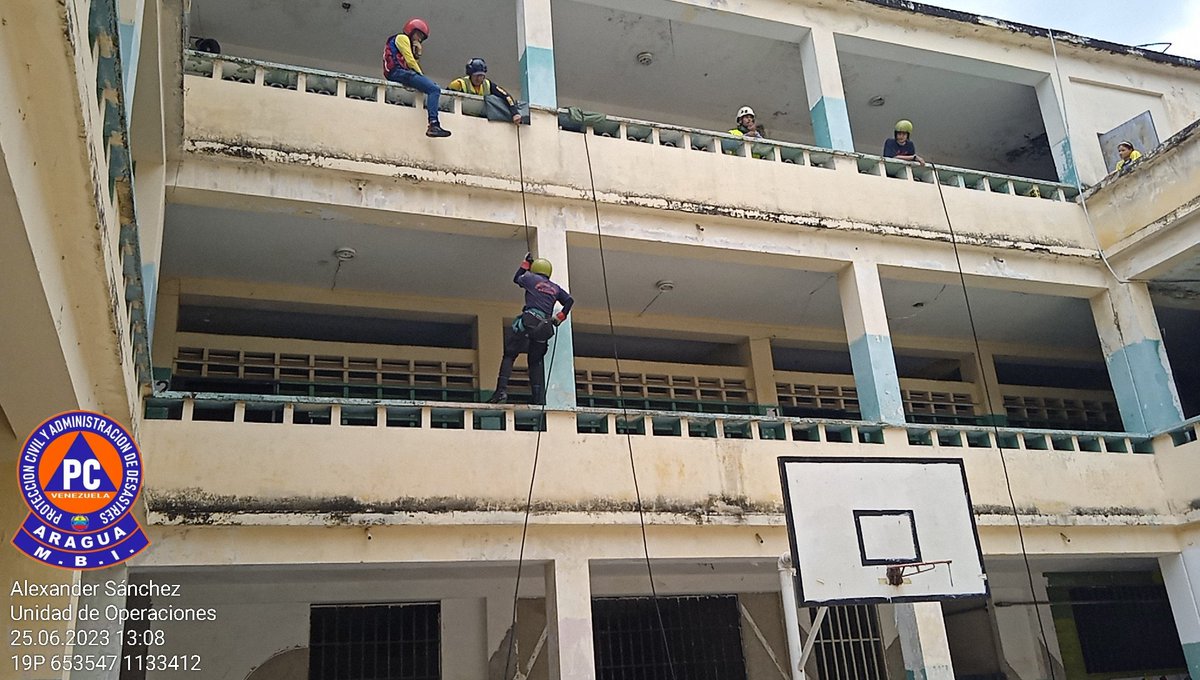 #25Jun #Formación y #Capacitación Curso de Rescate con Cuerda Nivel Operador en las Instalaciones de la Organización Voluntaria Usar Aragua @BrullerbyPSUV @droopy171 @efrenochoa @PCivil_Ve @cperezampueda @PCivil_Ve @Zoedanaraguapc @vol_aragua @VGRPC_ @PC1Gutierrez