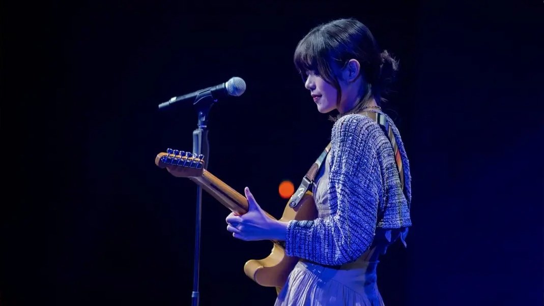 fubufubii's tweet image. 𝘓𝘰𝘰𝘬 𝘢𝘵 𝘵𝘩𝘦 𝘴𝘵𝘢𝘳𝘴 ⭐✨
𝘓𝘰𝘰𝘬 𝘩𝘰𝘸 𝘵𝘩𝘦𝘺 𝘴𝘩𝘪𝘯𝘦 𝘧𝘰𝘳 𝘺𝘰𝘶 🤍

— #WeeBNK48 #WeeWeeraya
#OPENCAMPCONCERT2023