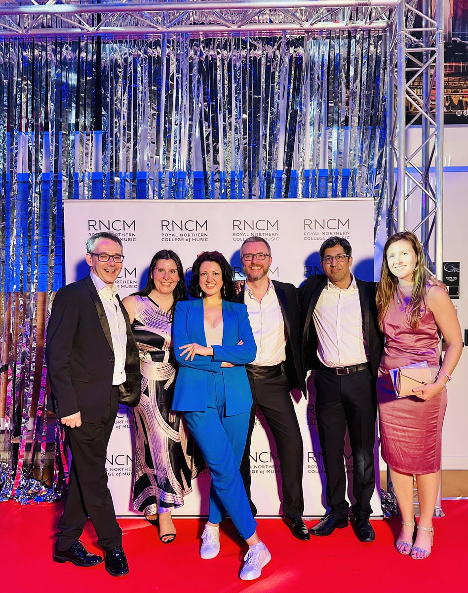 alexdariescu's tweet image. Celebrations at the @rncmlive 🥳
Many thanks to @YamahaMusicLDN for the gorgeous CFX, especially brought in for the 50th anniversary!