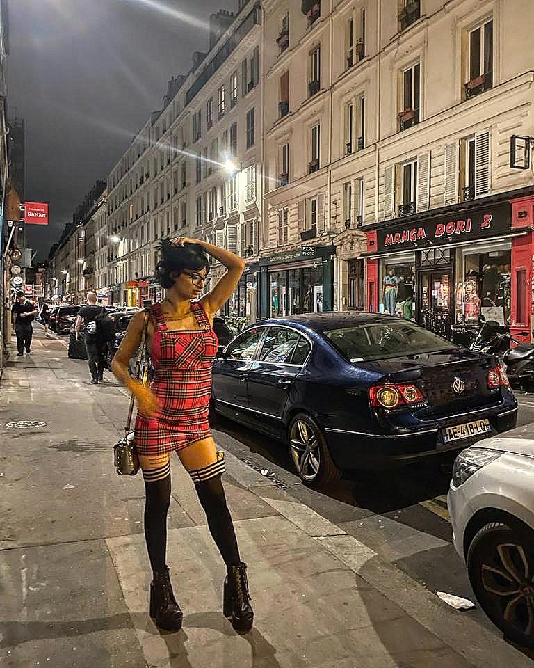 @CandyScottX on Twitter: "Paris night #candyscott #pornstar #