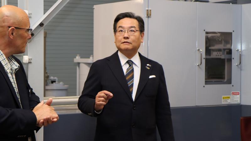 Delegation from the Japanese Consul to the Midwest joined Flexware Innovation and Hitachi at Purdue University to discuss the Smart Factory. polytechnic.purdue.edu/newsroom/japan… SparkMES™: flexwareinnovation.com/spark-mes/