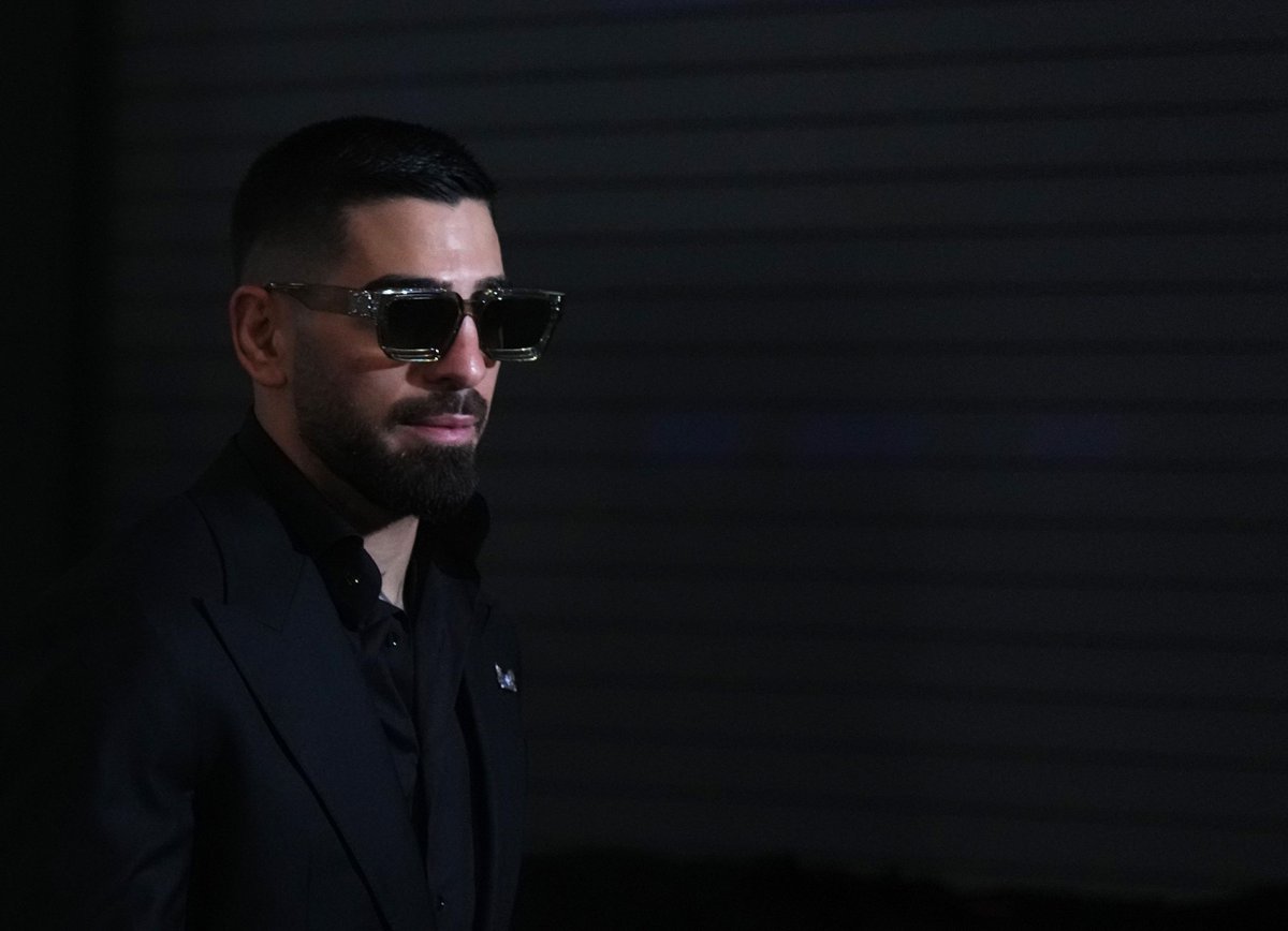 MikeHeck_JR's tweet image. .@AlexanderKLee and I are on the same page — Topuria vs. Holloway next? No. Topuria title shot next? 100%, yes, We also discuss what should be next for Barber, Onama, Allen and more following #UFCJacksonville on #OTTNO. mmafighting.com/2023/6/26/2377…