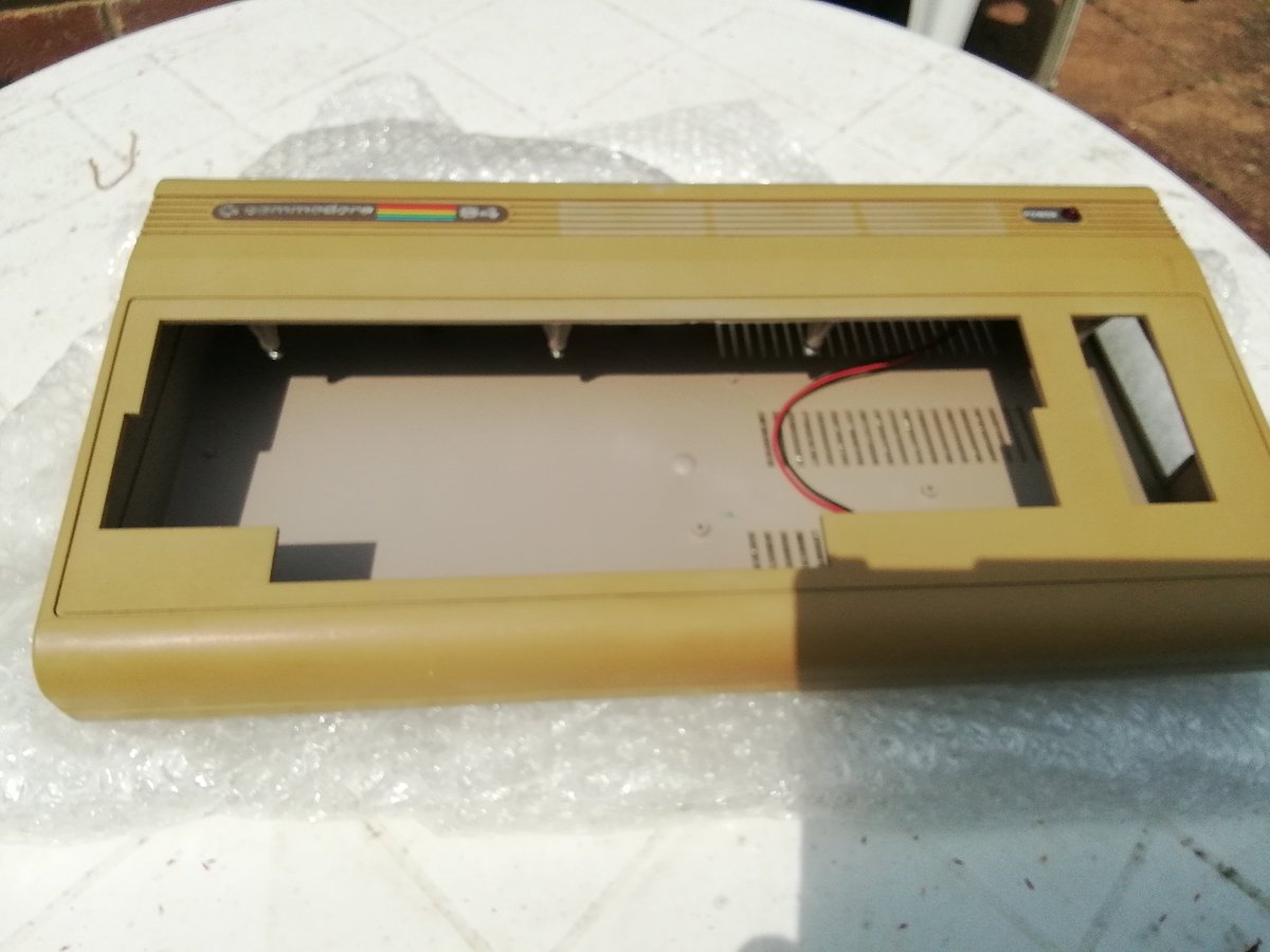 MunzeeMark's tweet image. Guaranteed to rain if you put a C64 breadbin out to retro bright... Its a given. ;-) I have a spare keyboard for this case but alas I will require a working main board and inputs cover plate. If anyone knows of a cheap one for sale please let me know. #commodore #keepitcommodore