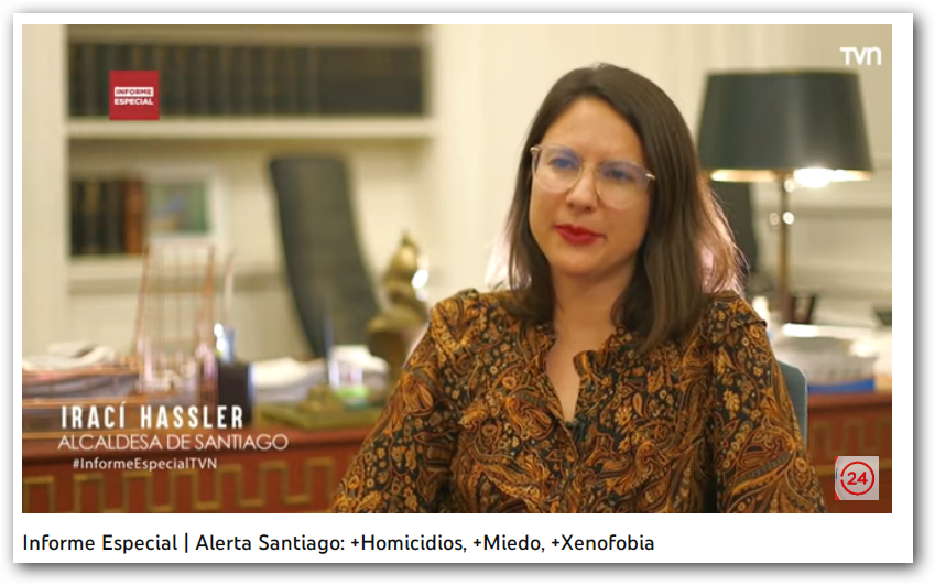gene_llerena's tweet photo. Media "perso" esta marxista, q tierno como TVN la entrevista por "xenofobia" y no por el eventual "choreo" demencial de la clínica sierra bella... https://t.co/wWyPMopF5N