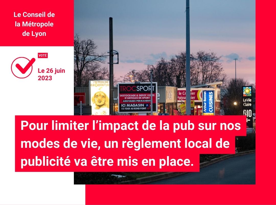 grandlyon's tweet photo. #ConseilGrandLyon 🪧 Pour améliorer notre cadre de vie, la Métropole de Lyon a voté la mise en place d’un règlement local de publicité. Ce document va mieux encadrer les panneaux et enseignes de notre territoire, notamment les publicités lumineuses. https://t.co/xA1D4baqlY