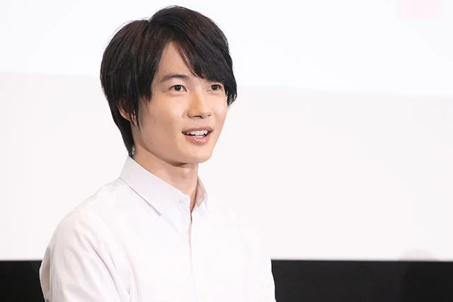 YOASOBIのライブで指名された男性。「りゅうのすけです～！」と叫ぶその人は、神木隆之介だった。