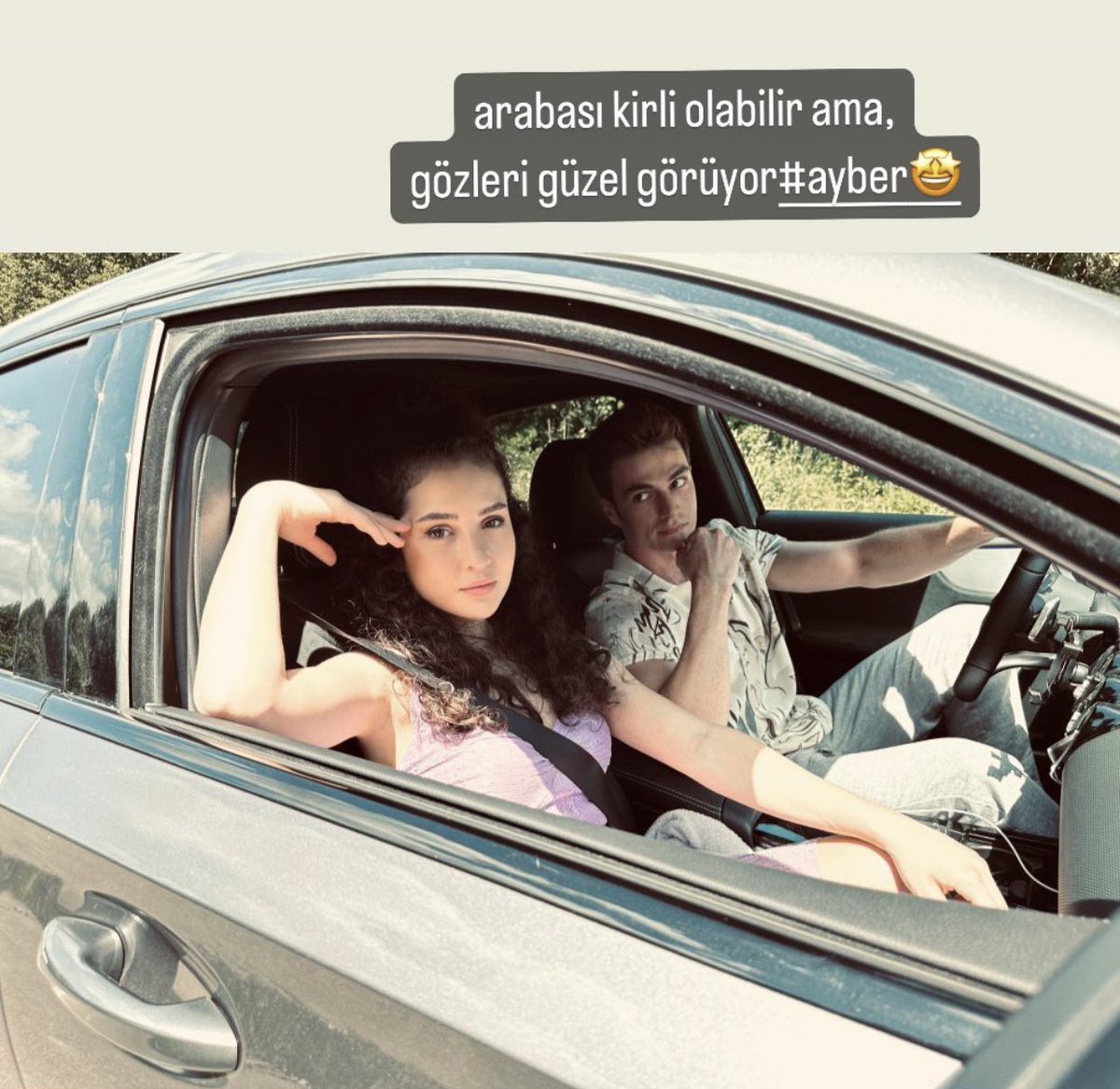 Gözleri ?? 
Güzel ?? 
Görüyor ????? 
NE NEEE NEEEEEE 🤩🤩🤩🤩🤩