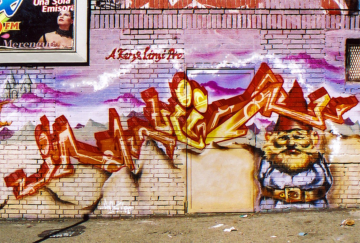 From our book Broken Windows: Graffiti NYC
#graffiti #brokenwindows #burningnewyork #graffitinyc