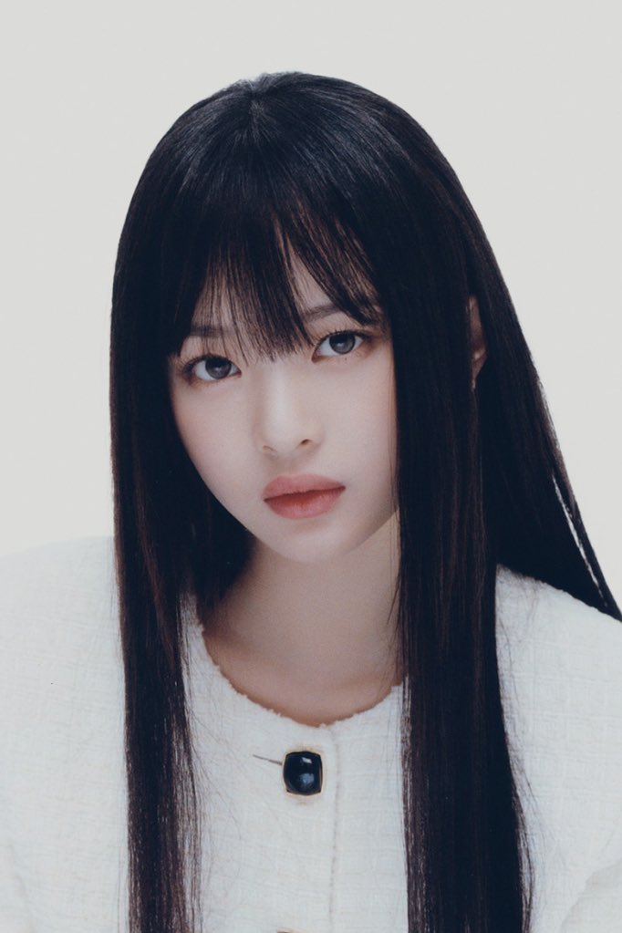 PopBase's tweet photo. NewJeans' Hanni on their upcoming second mini-album:

“Compared to our previous releases, this new mini album definitely has a lot more variety to offer (...) I think we are stepping into an area of music that hasn’t been experimented with or tried very often before.” https://t.co/omNyTQrse8