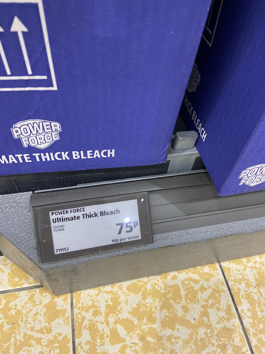 A year ago thick bleach in @AldiUK was 39p
Last week it was 60p
This week we have new packaging and it’s 75p 🤷‍♀️
#Ripoffbritain #costofliving #CostOfGreedCrisis 
Blatant #profiteering