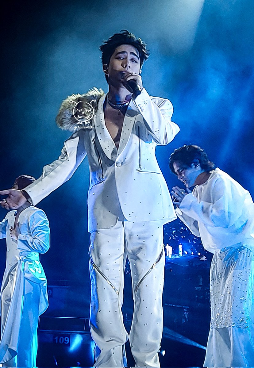 gr1nmonster's tweet photo. Hay Josh Ko Po Rold!
May ibang bias po ata yung kamay ko. 😅✨️

SB19 MNLCONCERT DAY2
@SB19Official #SB19
#SB19PAGTATAG
#PAGTATAG #PAGTATAGWorldTourManila https://t.co/oKRiqO8uSu