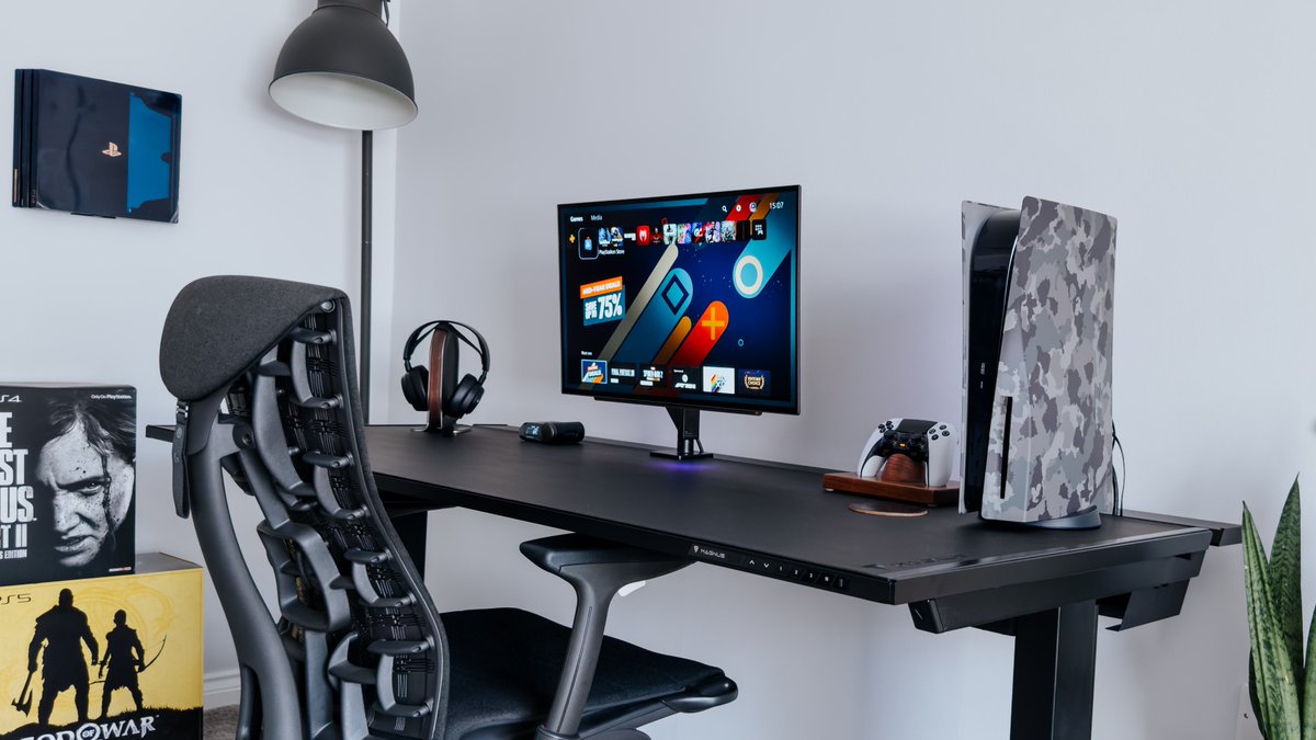 The perfect monitor setup for my PS5 🥵

LG 27” OLED on the Secretlab MAGNUS arm