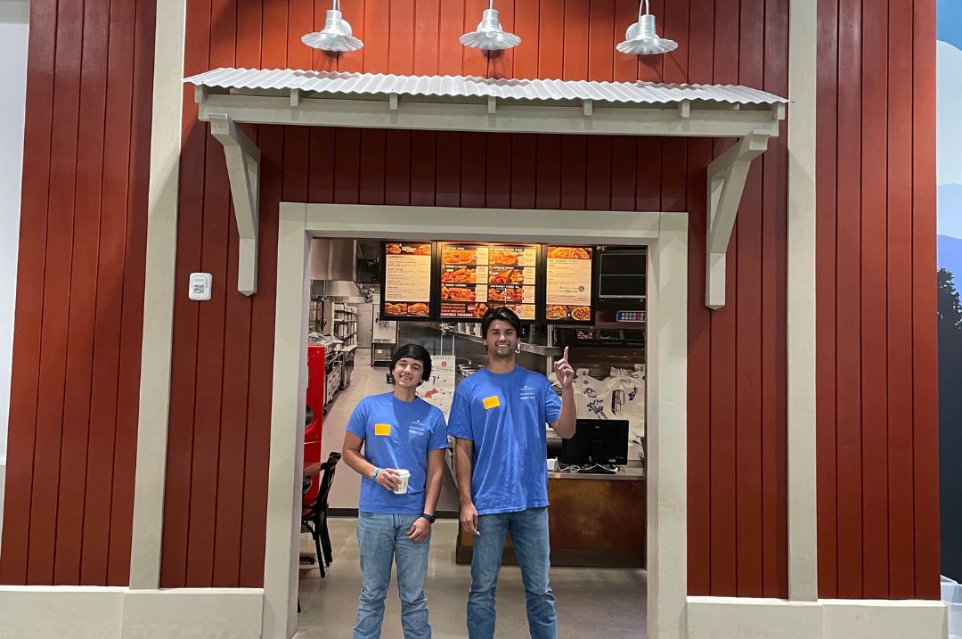 CarrollDanielCo's tweet image. Our Summer Interns had the opportunity to work at Junior Achievement, where they volunteered teaching youth about career readiness. Junior Achievement is a high-impact program that empowers youth to succeed through financial literacy programming. #BuildforBetter