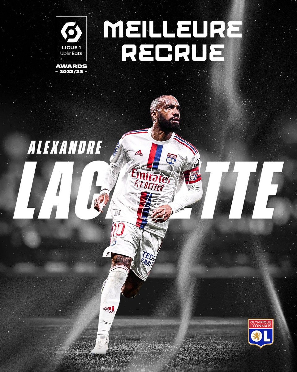 🚨🔙 Alexandre Lacazette est élu meilleure recrue de la saison de Ligue 1. 👏

#AwardsdelaSaison