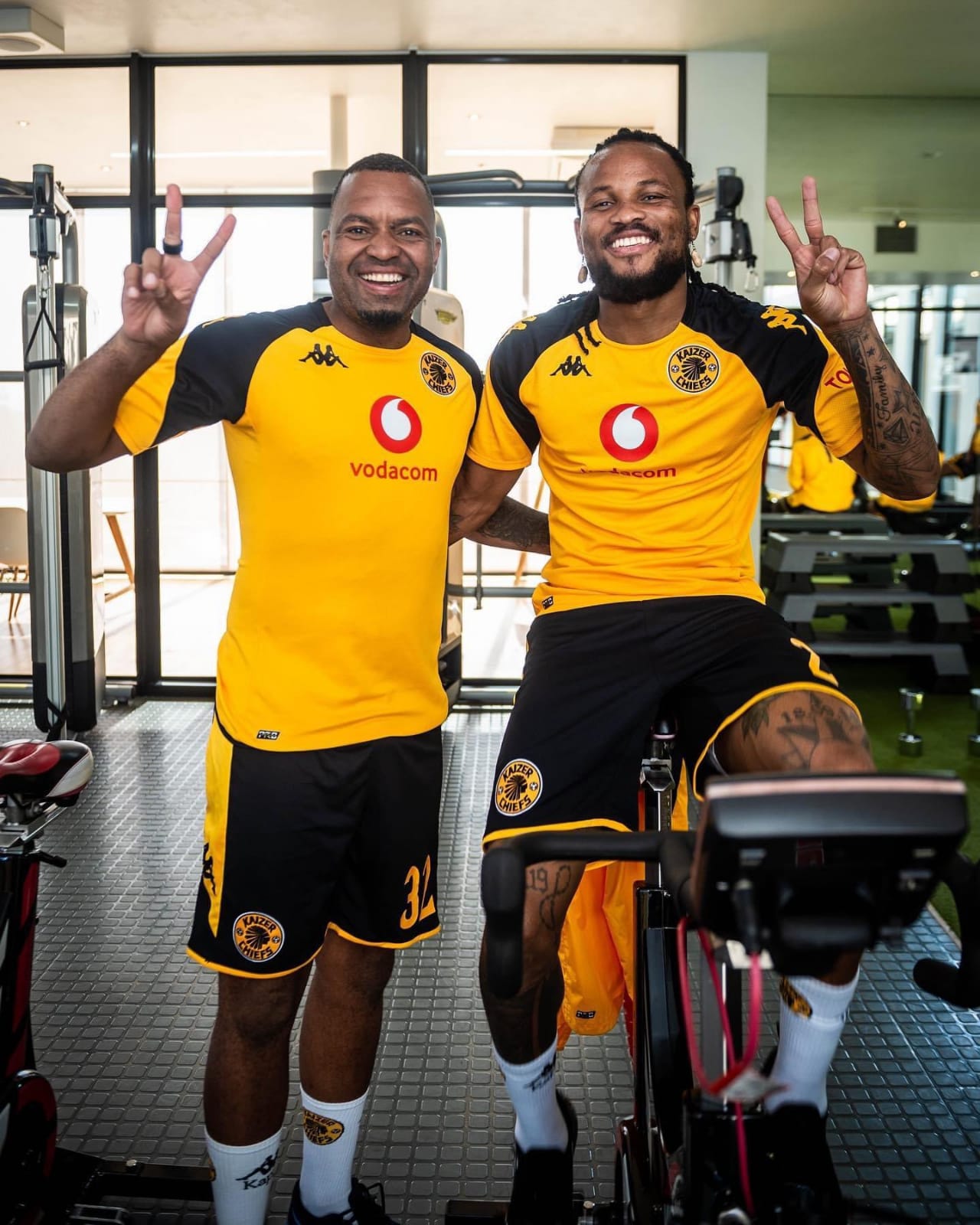Rushsportson on Twitter "New Kappa kits for Kaizer Chiefs 2023/2024