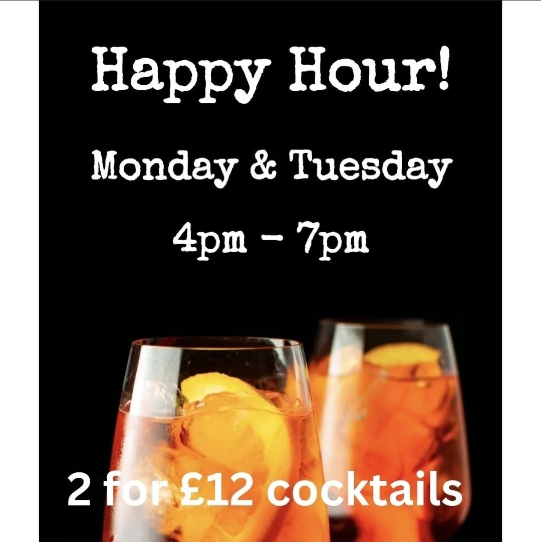 10% off all alcohol or 2 for £12 4-7pm Mondays and Tuesday #shoplocal #craftbeer #happyhour #croxleygreen #watford #rickmansworth #Chorleywood