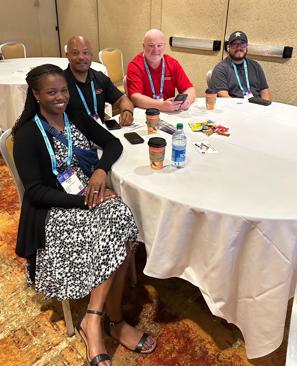 AldineISDTech's tweet image. @ISTEofficial We are here and taking in the knowledge! @AldineISD #EdTechLearning