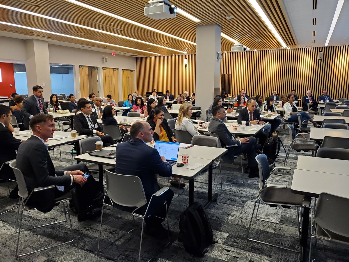ABADiversity's tweet photo. Celebrating 10 Years of #CBLA !
Today started with a look back at how CBLA started with a talk with: Mary Smith, Judge Peter Reyes, Wendy Shiba, and John Page. Moderated by CBLA Chair Bryan Browning.
@HNBANews @NationalNABA @NAPABA @ABAesq @LGBTQBar @SABALegal https://t.co/KAwkuj52ue