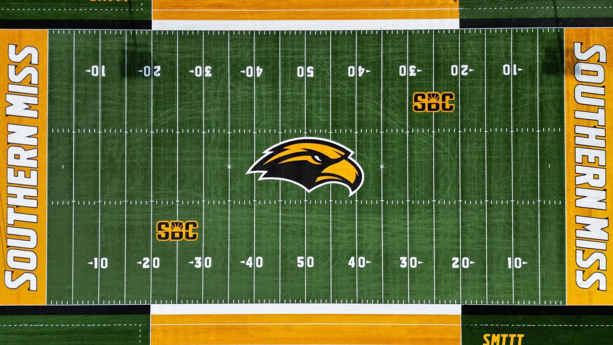 𝟲𝟴 𝗗𝗔𝗬𝗦 𝗢𝗨𝗧 The finishing touches are going down on the new turf 👀 🎟️ smttt.info/3UQH4Vm #AIE | #SMTTT
