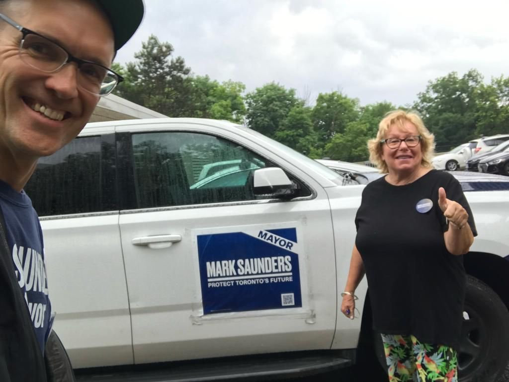 marksaunders_TO's tweet image. Getting out the vote in Thorncliffe Park!