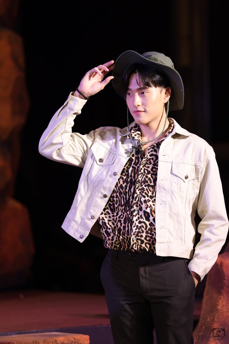 Gap_g_allery's tweet photo. 230626​ || Hi​ kub​  🙂

#GapNarongkorn​
#IndianaJonesAndTheDialOfDestiny https://t.co/GVw947Sjcy