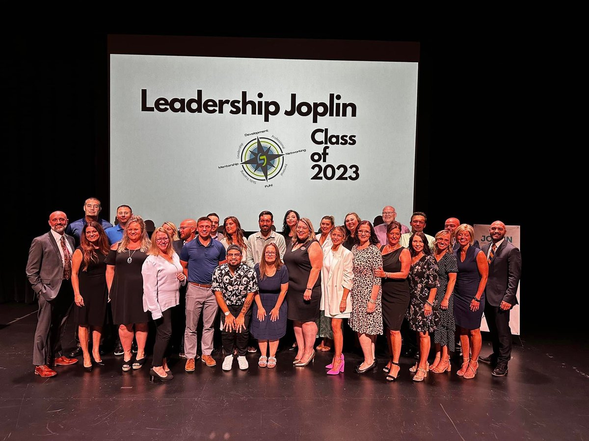 Last week our Director, Dr. William Mountz, graduated from Leadership Joplin presented by the @joplinchamber. Congratulations to him and all the other graduates. #LetsRoar #LionsTogether #LionsForward #Joplin #JOMO