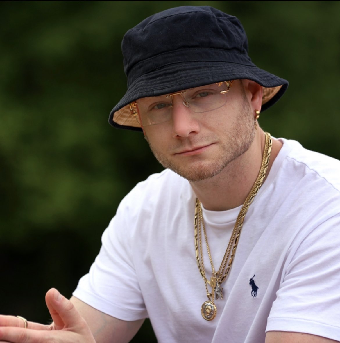HATCHwiseguy's tweet photo. 🗣️New Music Dropping FRIDAY⚡️Stay Tuned 👀
Real Speech©️
📸 x @keithkalfas
.
#hatchwiseguy #portrait #rap #hiphop #rapper #michigan #polo https://t.co/HFpnXg8nKl