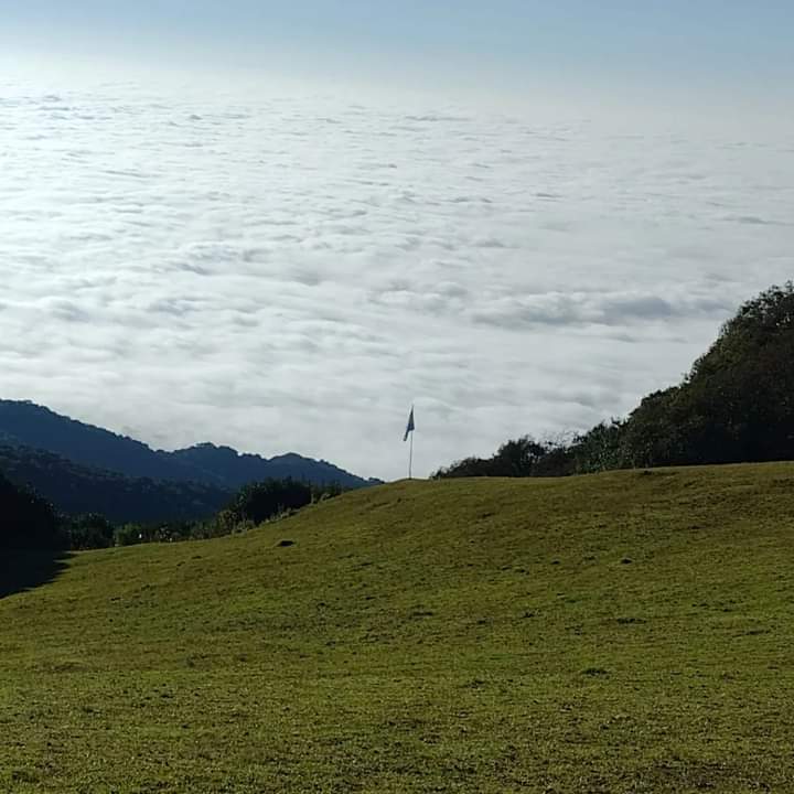 matiasauad_'s tweet photo. ☁️ Así se veía San Miguel de Tucumán desde San Javier a las 11.

📸 Edgardo Lamas https://t.co/oObrs5sygb