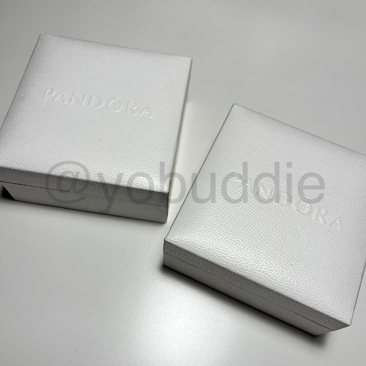 yobuddie's tweet image. ❕ส่งต่อ pandora ไม่แท้

- Gold / Rose Gold
- ขายคู่
- มีกล่องมีถุง (พต.ได้)
- 750฿ รวมส่ง
- mention / dm 🤍

#PandoraThailand  #pandora #pandorath #pandoraมือสอง #ส่งต่อpandora #แพนโดร่า #แพนโดร่ามือ2 #แพนโดร่ามือสอง #ส่งต่อแพนโดร่า