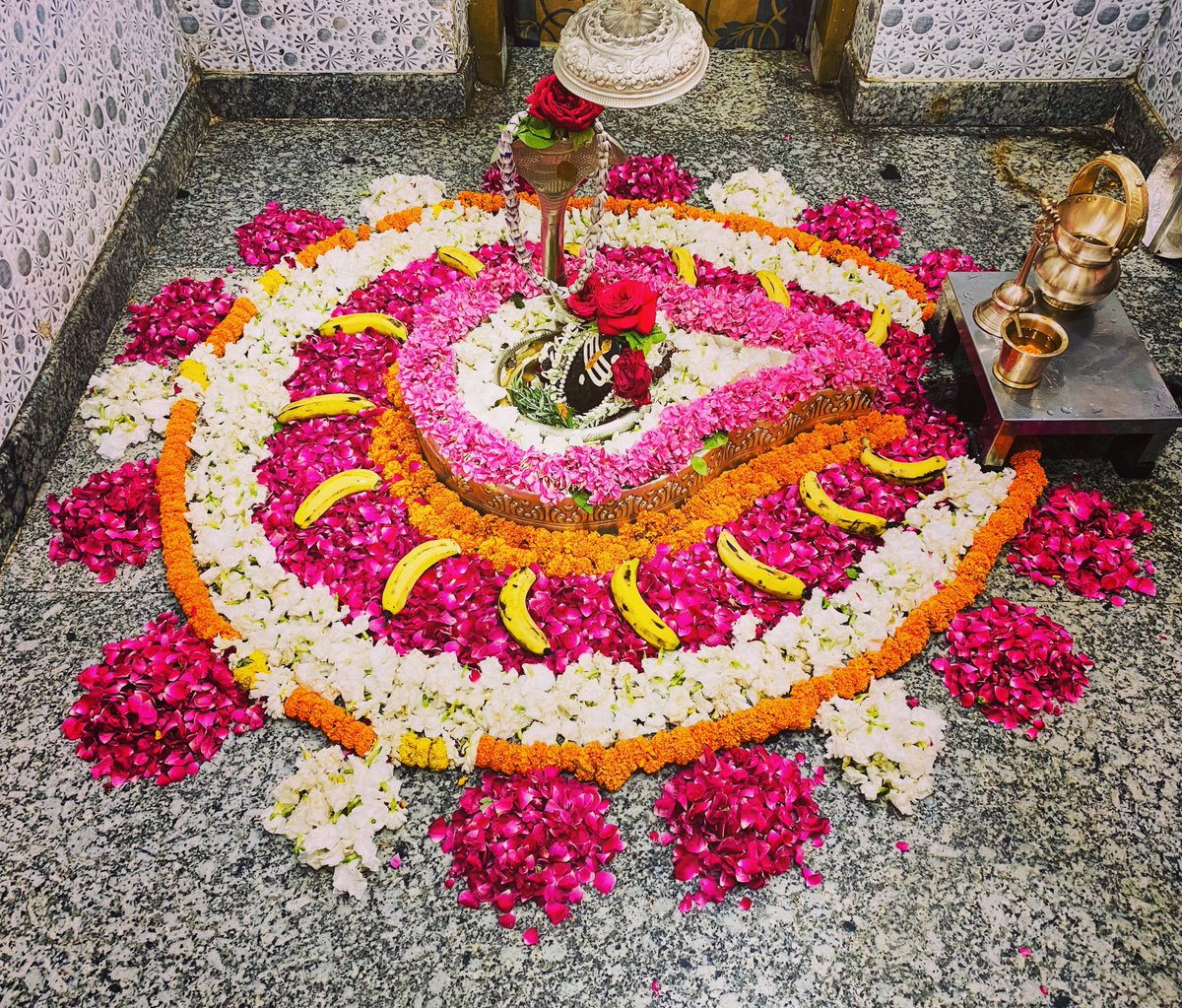 Follow Shri Neelkanth Mahadev temple account