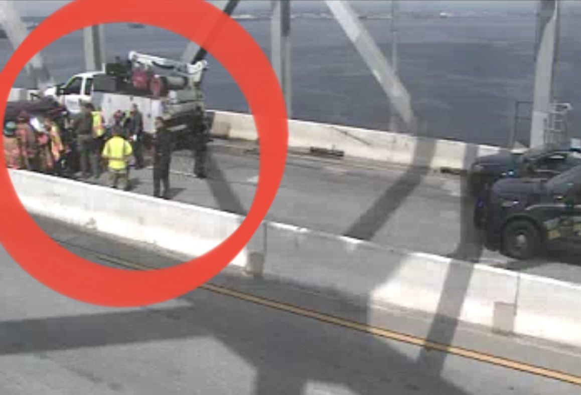 Collision on the IL across the Key Bridge closed ALL lanes in both directions. Traffic is halted as clean up continues. @wbalradio @98Rock #wbaltraffic #mdtraffic #baltraffic