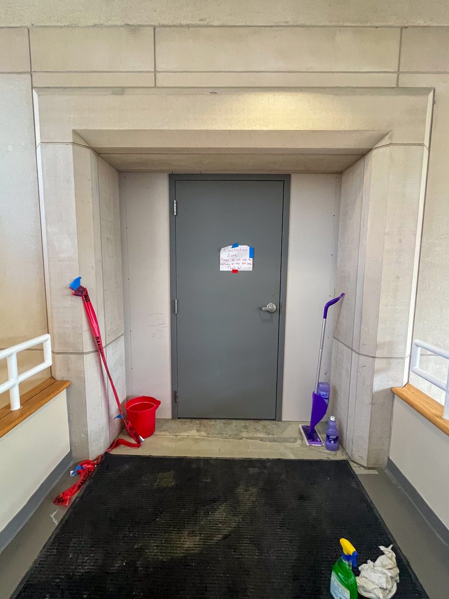 There's some great work going on behind that door! We can't wait to see Innovation Hall when it's completed! 

#myiuk #IUKBetterTogether