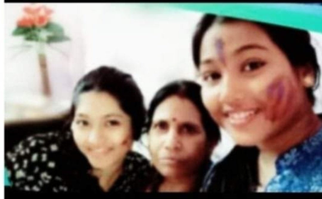 PriyadarsiniPT's tweet photo. Sisters r best friend for forever n always 😀💕🥰😍#Happysister'sday https://t.co/b6aYprHyzU