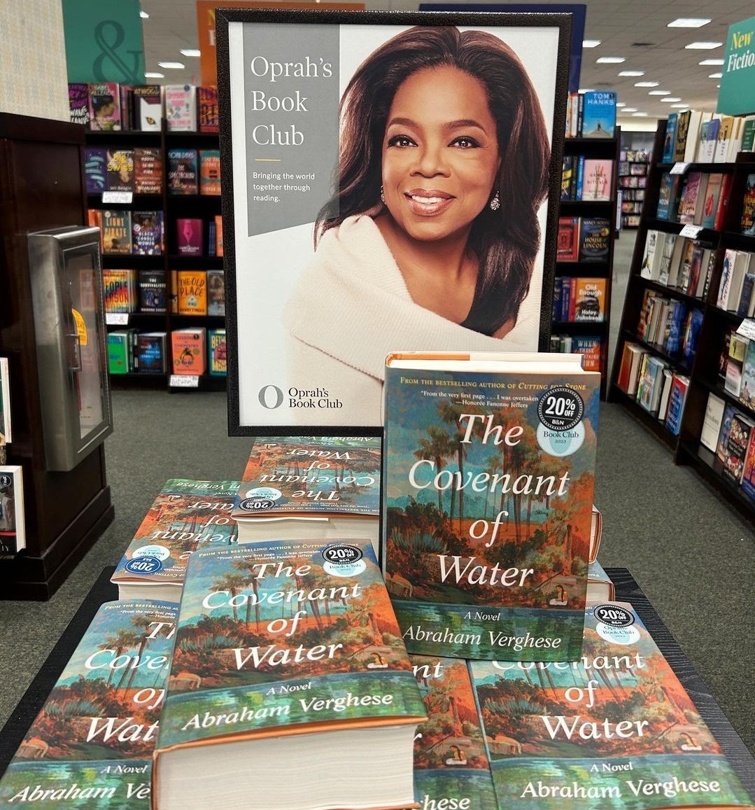 Oprah’s Book Club selects books that engender conversation, spark enlightenment, help launch emerging authors, and reacquaint us with the already prominent. The Covenant of Water is one of the newest picks!#oprahsbookclub #thecovenantofwater #newbook #bookstagram  #bnbookfun