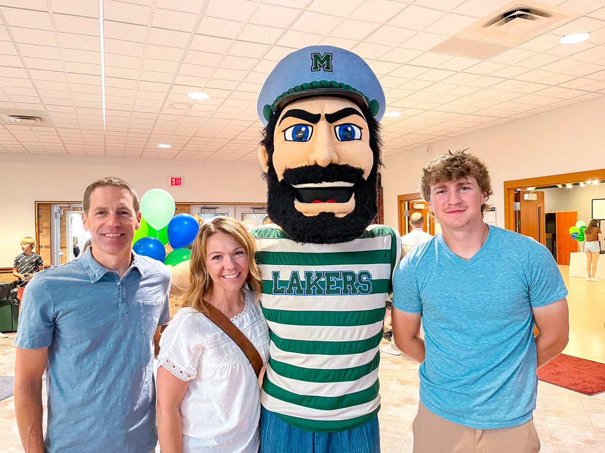 MercyhurstU's tweet photo. Our first two Laker Launch Days have been a blast! We can't wait to see more of our new Lakers soon! 🚀 💚 https://t.co/d3nT0OkpkF