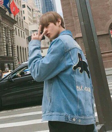 Taehyungimpact's tweet image. Kim taehyung 

Then                                            Now