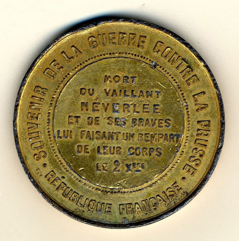 Parmi nos récentes acquisitions sur la #BatailledeChampigny, ce billet de décès du vicomte Gaston de Néverlée, officier d'ordonnance du général Ducrot, tué à Champigny le 30/11/1870. Il rejoint une médaille commémorative que nous conservons également.
#Guerre1870
